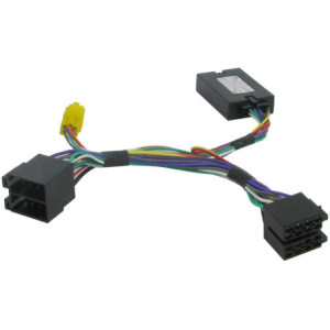 Dacia Duster, Sandero kormánytávvezérlõ adapter, Mini ISO (CTSDC001)